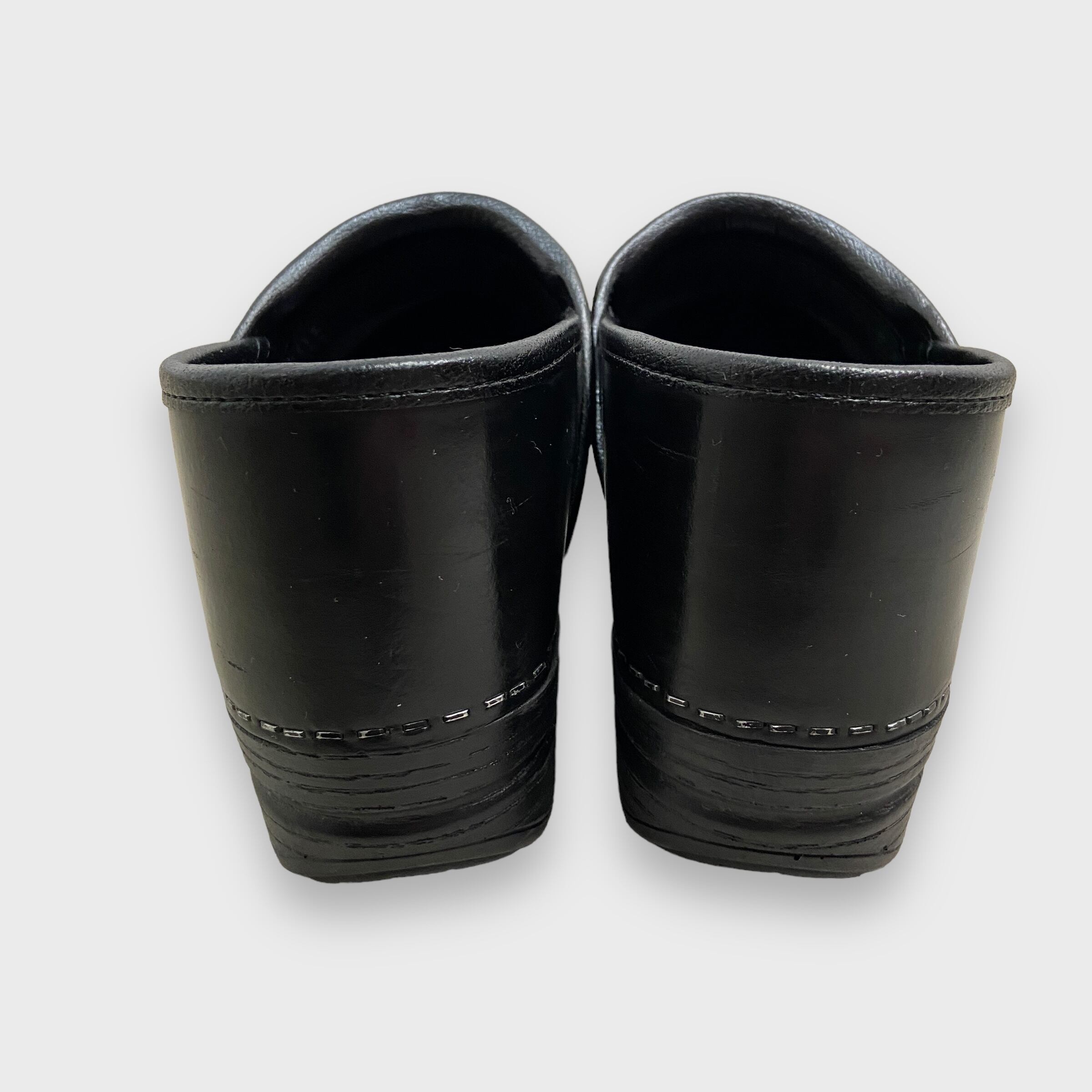 dansko プロフェッショナルXP クロッグ サボ 黒 25-25.5cm | 古着屋 Uan