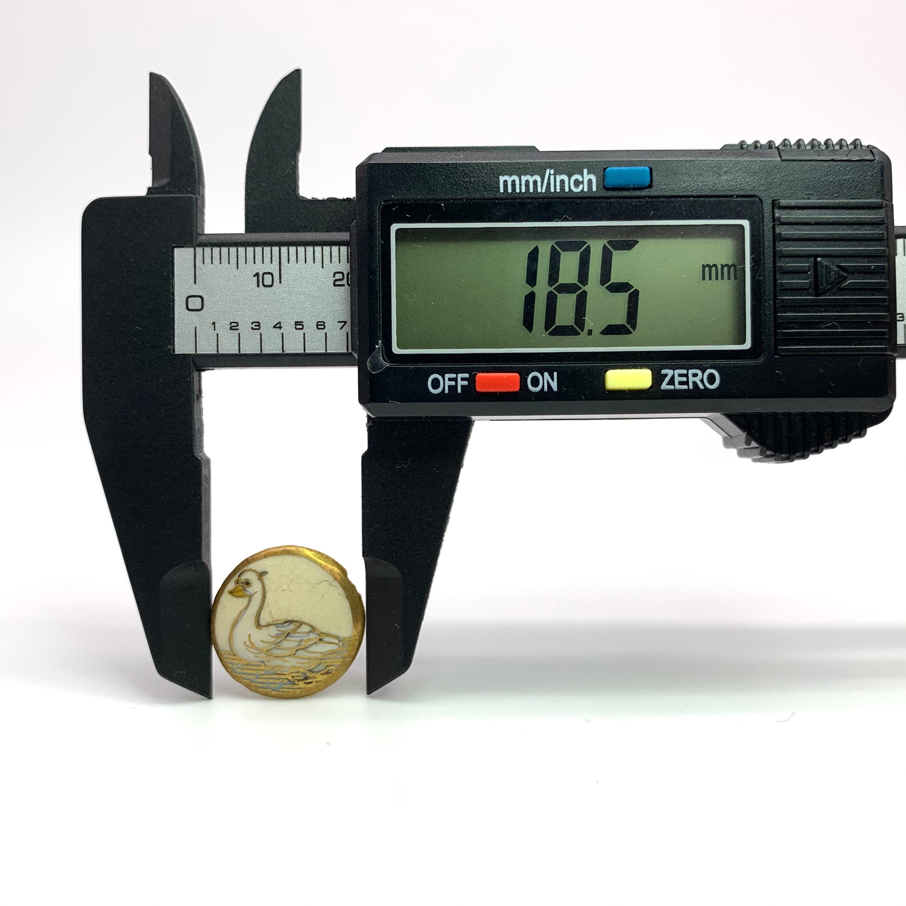 薩摩焼 白鳥図 ボタン 中 明治時代 | Gallery 執月