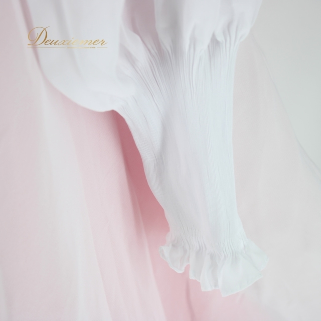 社交ダンス 衣装 スタンダード ドレス ワンピース レッスンウェア パーティドレス レディース カオリ 白 ピンク系 ホワイト系 準正装 長袖 ふんわり シルエット 三層スカート ファスナー 伸縮性無し 肩パッド無し 胸パッド無し ダンス ドレスアップ イベント ロングドレス 女性用 カジュアル きれいめ かわいい おしゃれ 動きやすい 着脱簡単 誕生日会 送別会 ウェディング 春 夏 秋 体型カバー