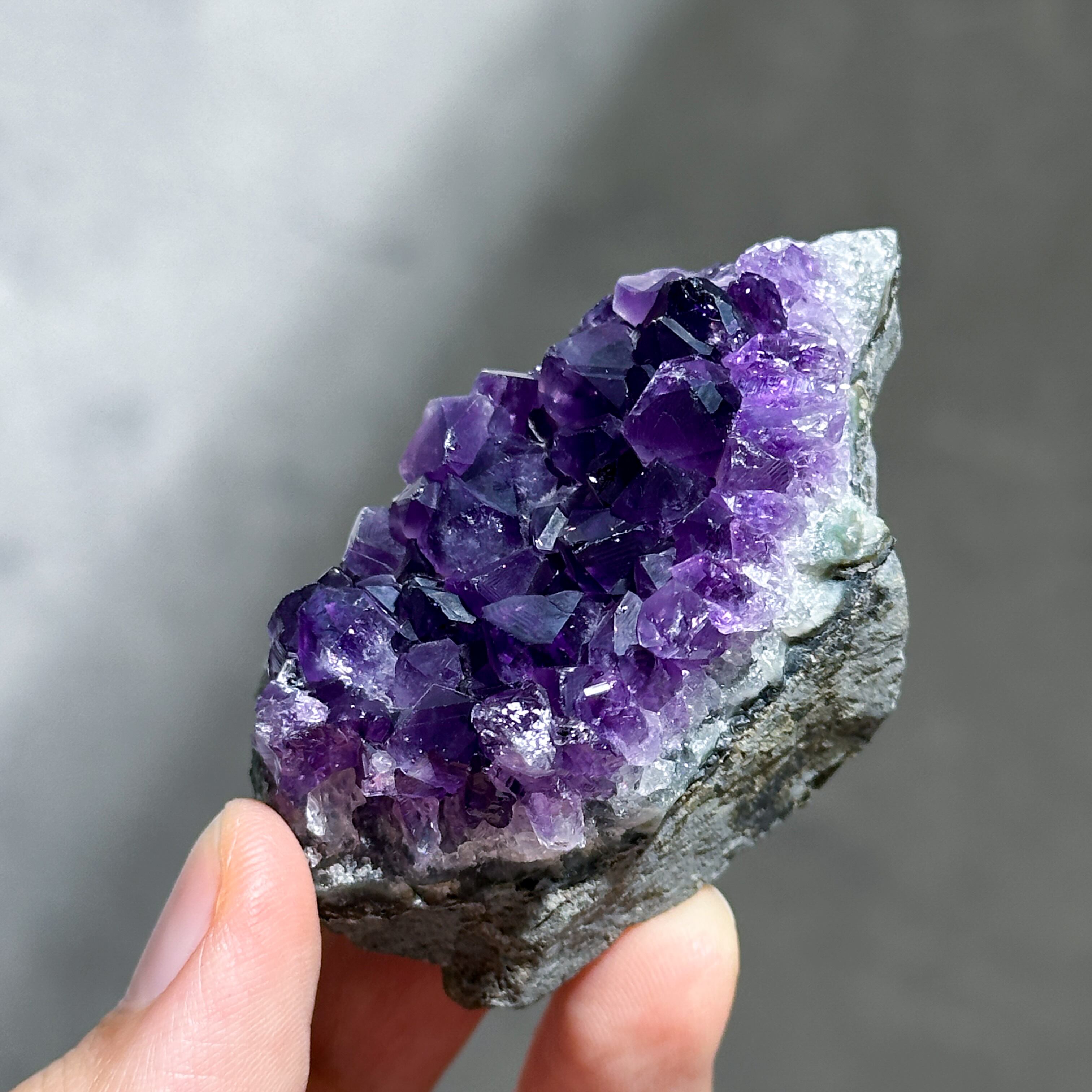 ウルグアイ産アメジスト 原石85◇ Amethyst ◇天然石・鉱物