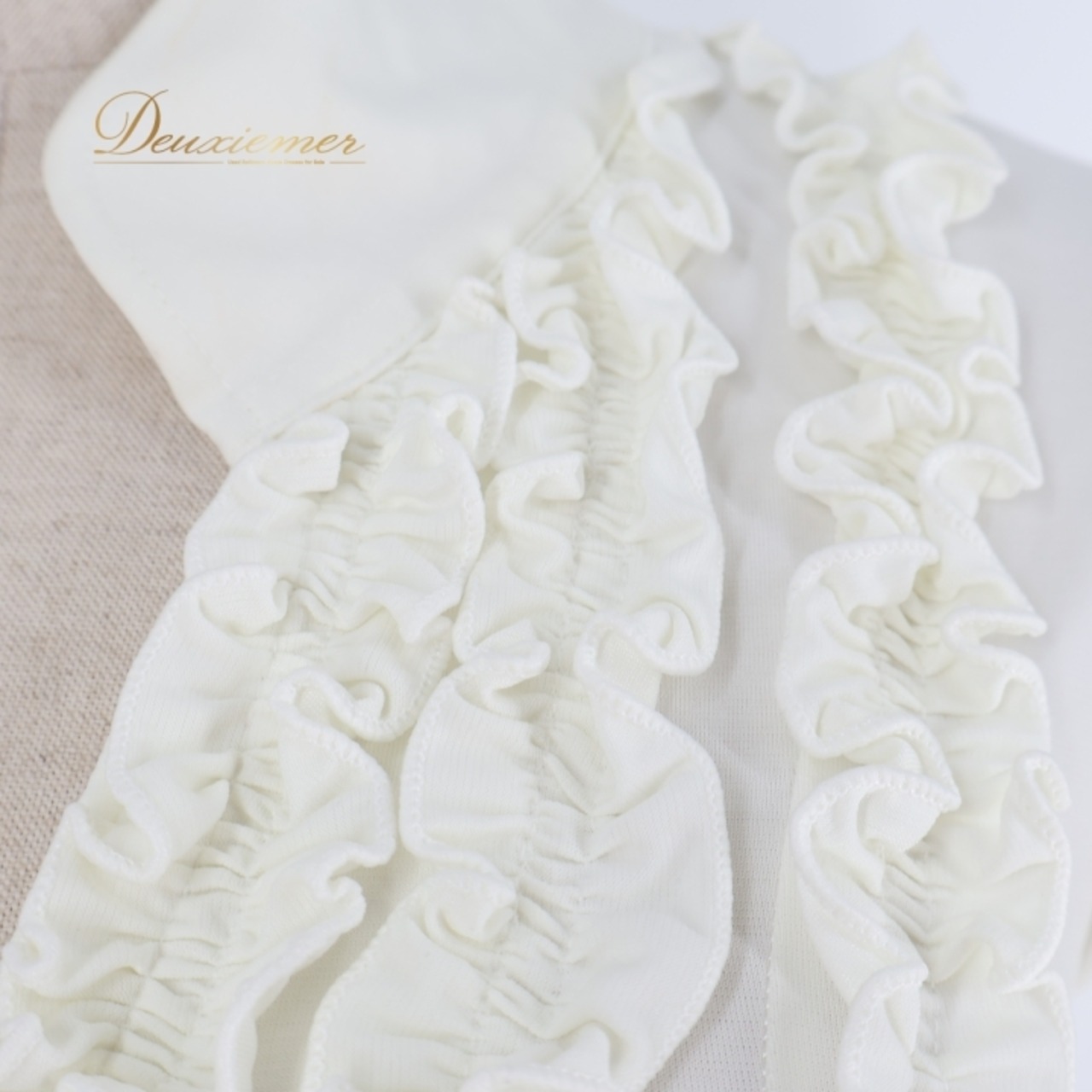 フラメンコ 衣装 トップス ブラウス ホワイト系 ドセデルフラメンコ DOCE del FLAMENCO 白 フリル ダンス パーティ 発表会 可愛い 無地 半袖 フラメンコ衣装 ブラウス レディース トップス フリルデザイン おしゃれ 発表会用 半袖 かわいい Mサイズ コスチューム ダンス衣装