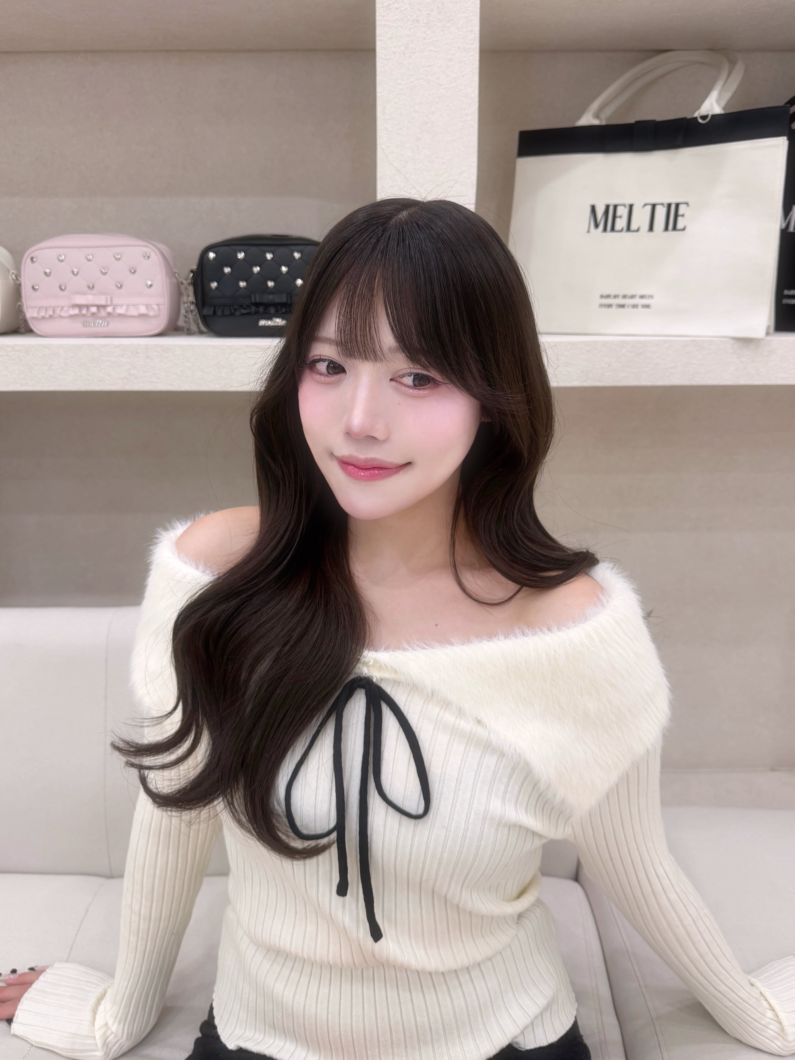 fluffy ribbon offshoulder knit