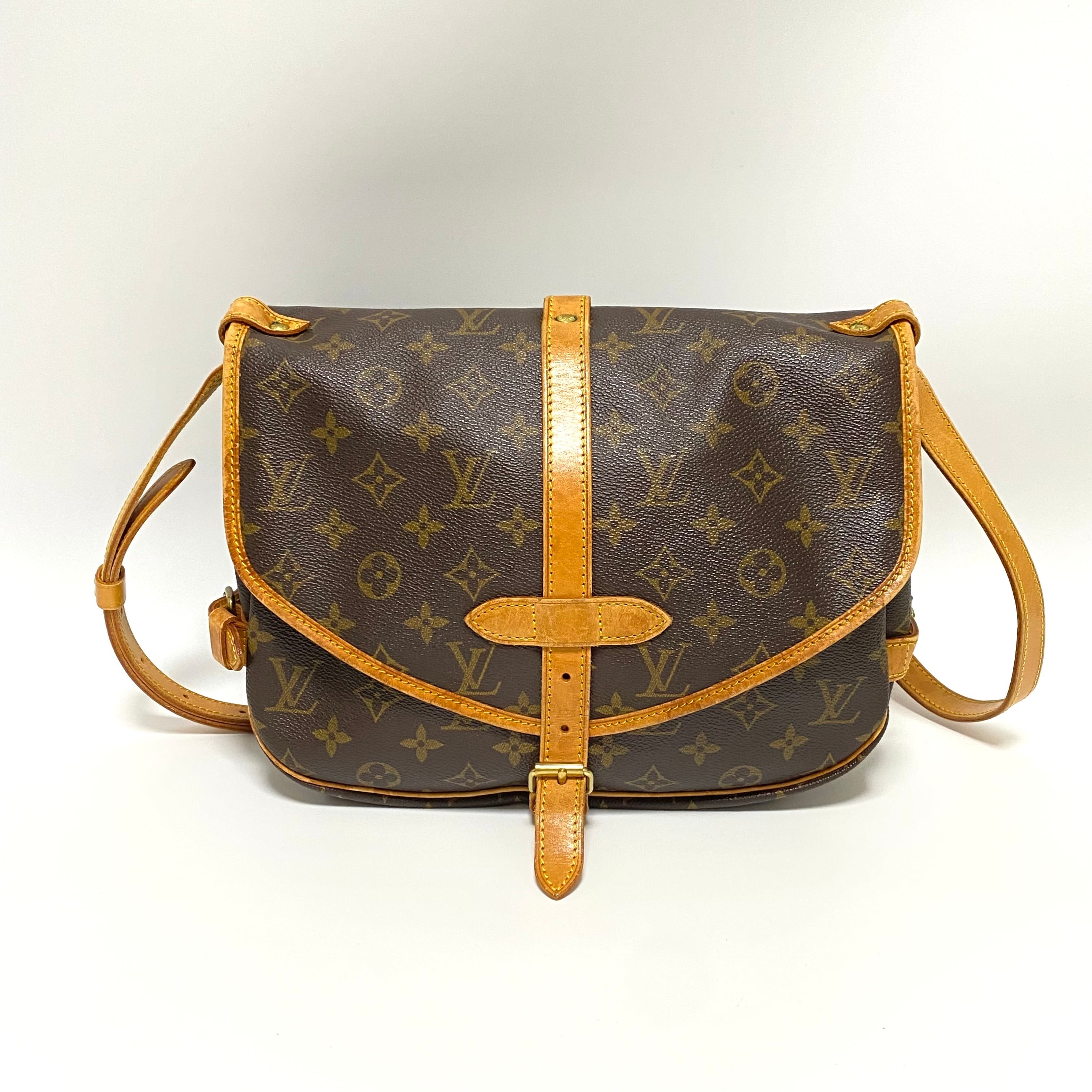 LOUIS VUITTON モノグラム ソミュール30 ショルダーバッグ