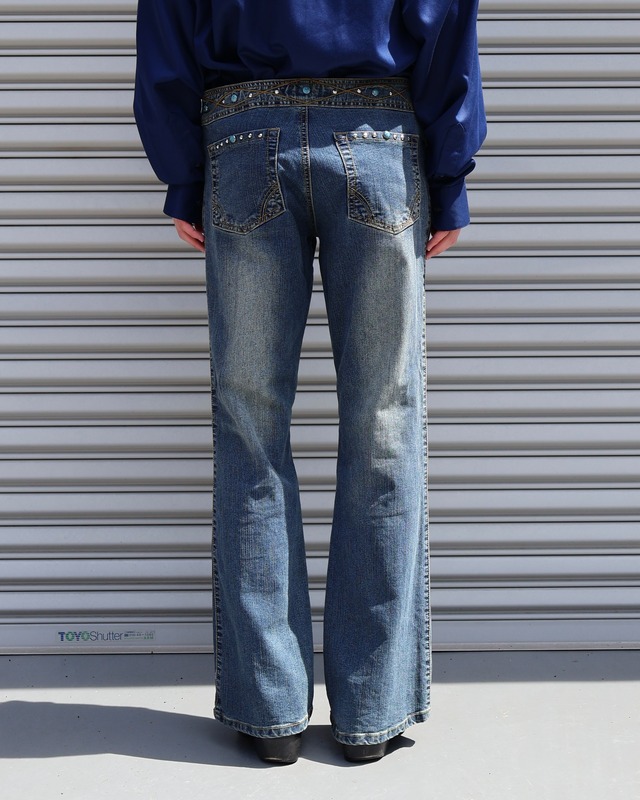 belted studs semi-flare denim