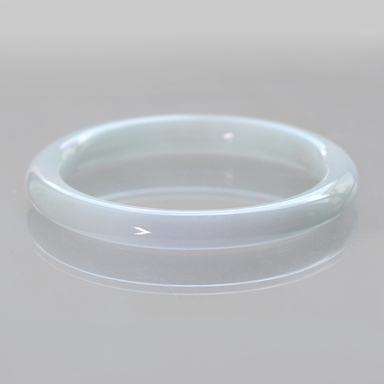 【内径 約56.8mm 】貴重なラベンダー翡翠バングル！A貨翡翠 jd_bg1288