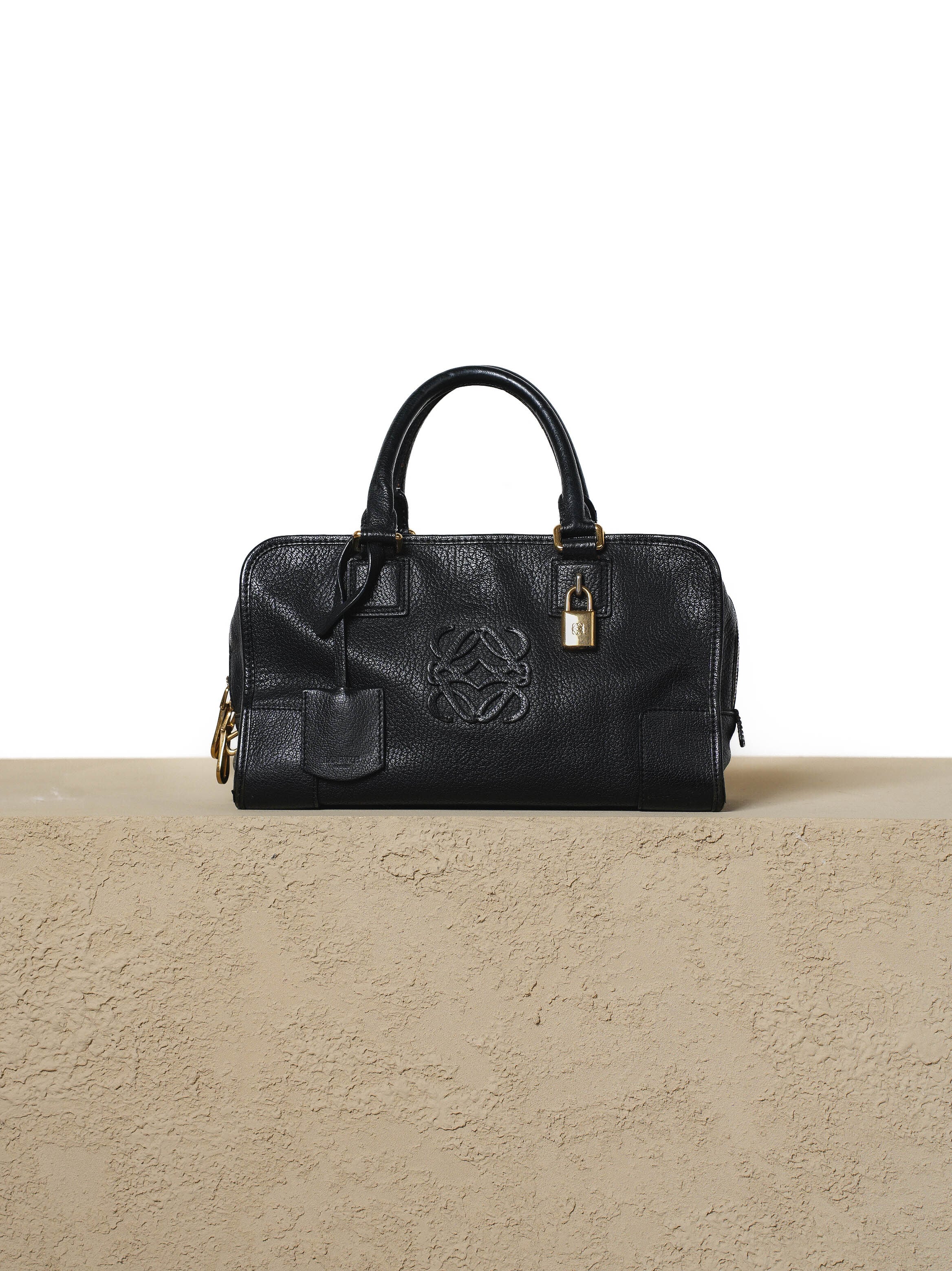 LOEWE | Raum Vintage