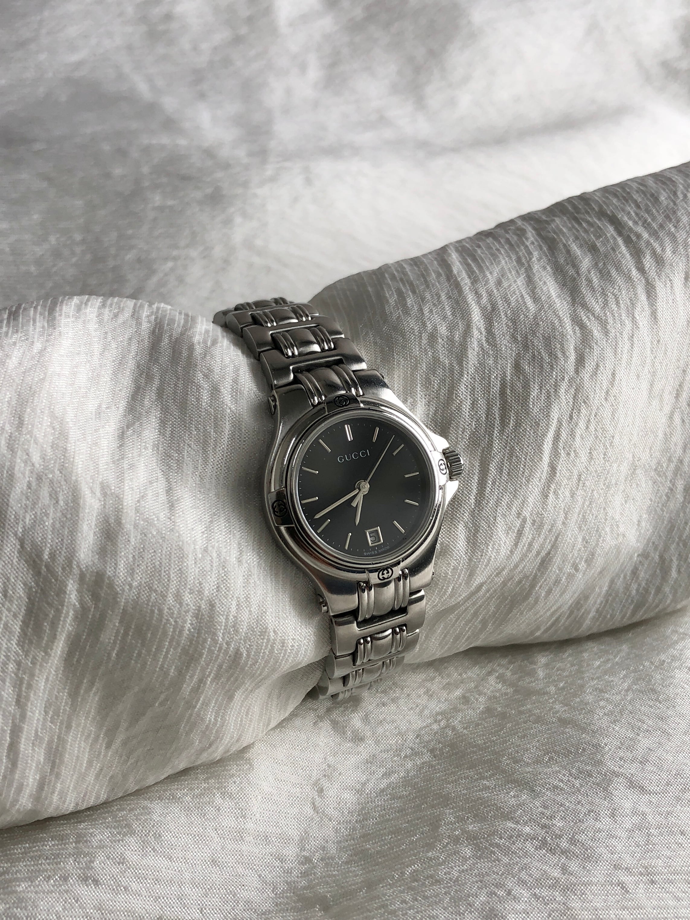 GUCCI グッチ 腕時計 シルバー ロゴ ステンレススチール 9040L クウォーツ vintage ヴィンテージ オールド hmjs4w