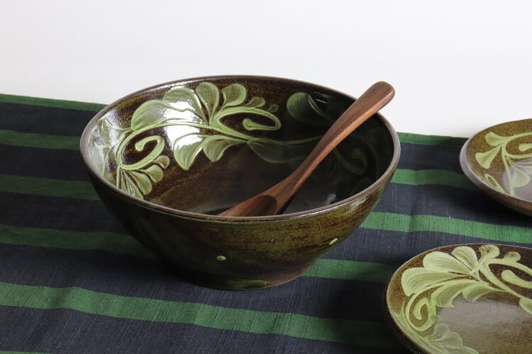 やちむん 陶眞窯 7寸鉢 いっちん 緑 Yachimun Bowl 21cm Itchin #110 | 和食器のお店 Soil浅草 powered  by BASE