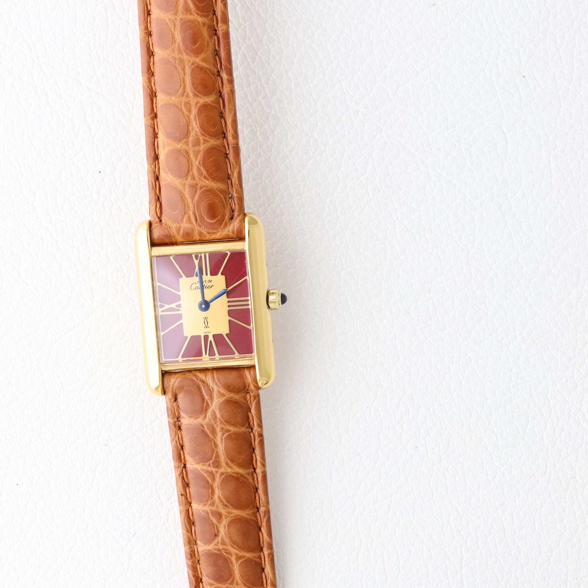 Cartier マストタンク【赤文字盤】【925】 カルティエ マストタンク 925×革 手巻き 赤文字盤 AP044123