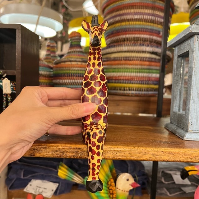 Sitting animal Giraffe L　　お座りアニマル　キリンL　置物　インテリア雑貨　小物　飾り　オブジェ　ケニア