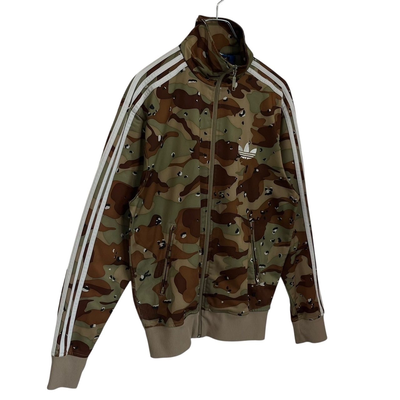 adidas アディダス ロゴバックプリント 迷彩 トラック セットアップ　M 送料込み ⁄ adidas Originals ⁄ トラックジャケット ⁄ スリーライン