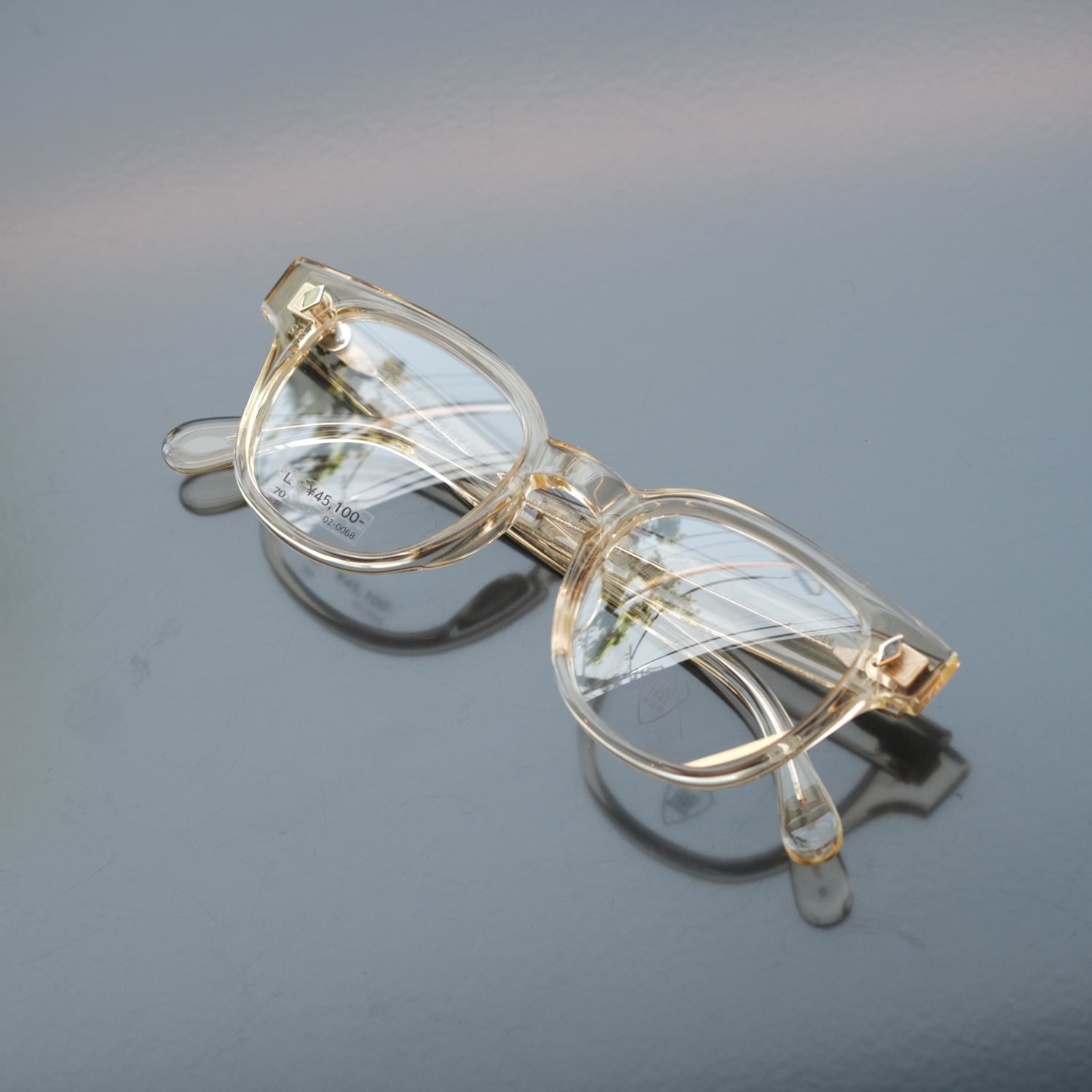 JULIUS TART OPTICAL】BRYAN 48- CHAMPAGNE (LARGE) | SEESAW SPECTACLES