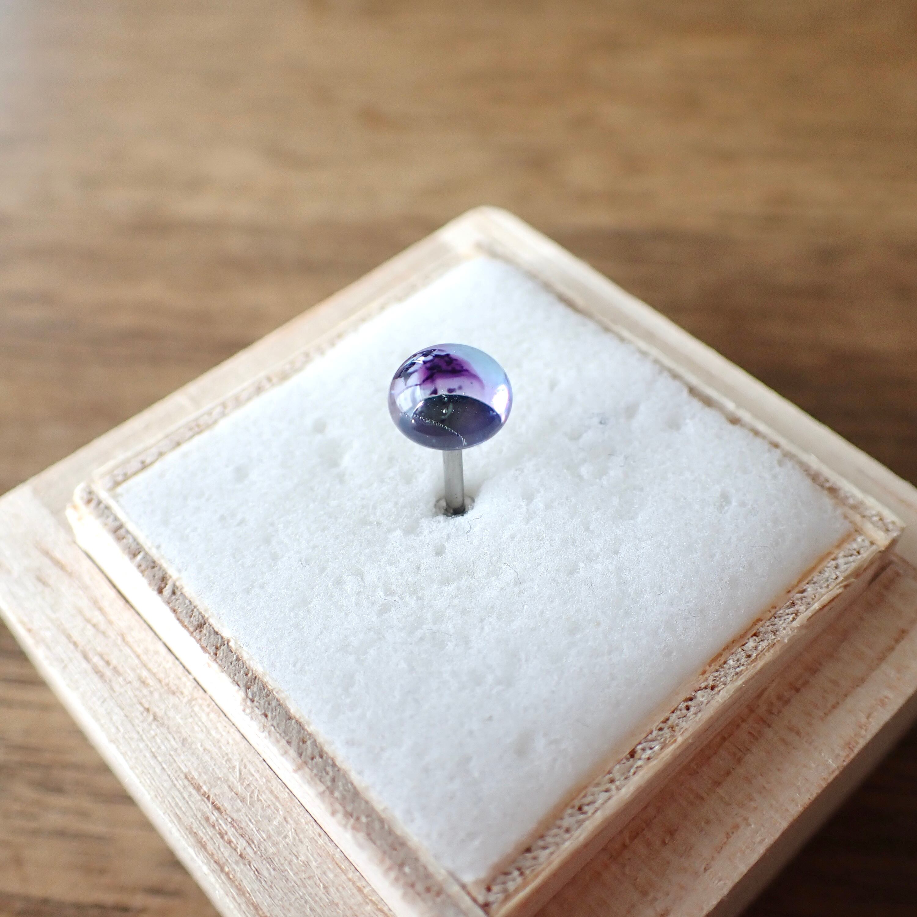 №40 琉球ガラス ピアス 【泡ピンク 6.7mm】（琉球ガラス ピアス  