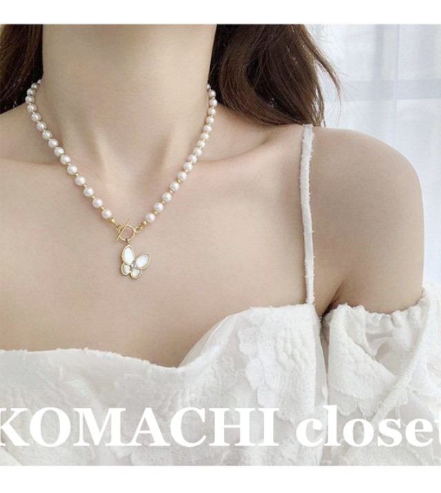 【送料無料】 パールチョーカー パールネックレス 蝶々チャーム バタフライ 韓国 レディース  オルチャン かわいい 大人可愛い きれいめ おしゃれ かっこいい 大人女子 こなれ感 ラブリー キュート  エレガント 抜け感 フェミニン オールシーズン  パーティー  女子会 休日 イベント レストラン 食事会 普段使い プレゼント ギフト 定番  トレンド 流行 インスタ映え