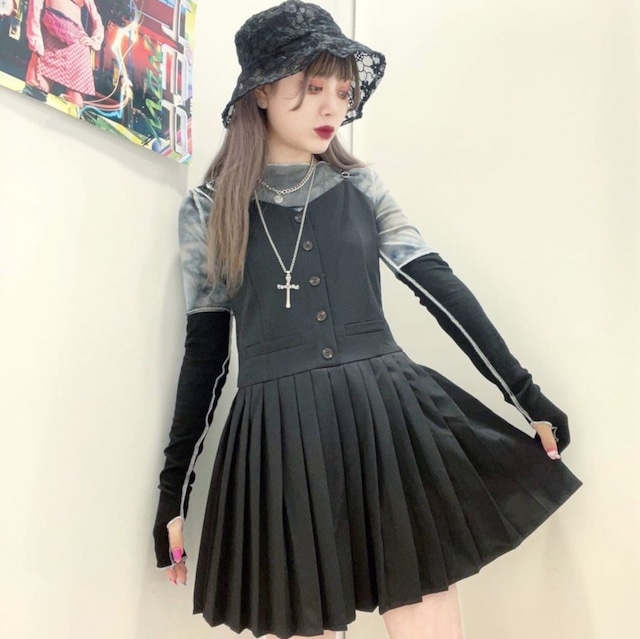【8/14 再入荷！】82%OFF★ミニプリーツキャミワンピ