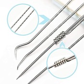 LIKENNY 爪楊枝ケース ポータブル チタン合金 爪楊枝入れ 軽量 携帯 ピルケース キーホルダー 容器 耐湿防圧 小物入れ ボックス アウトドア 野外 山登り チタン 爪楊枝入れ【4本セット】