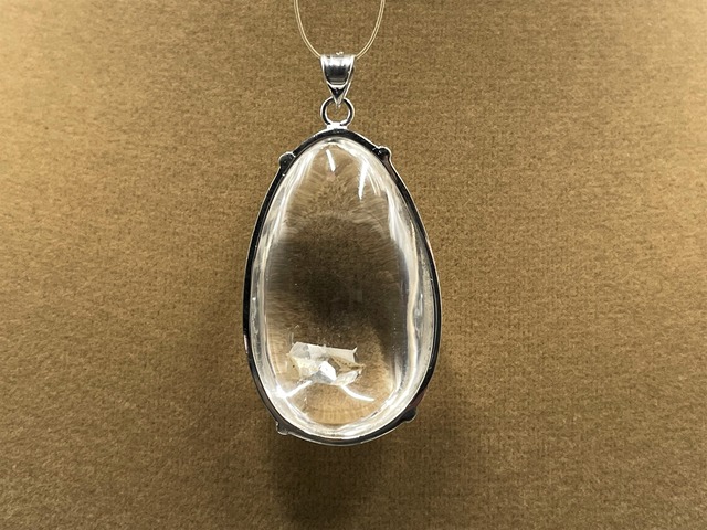シルバーペンダントトップ（貫入水晶）
