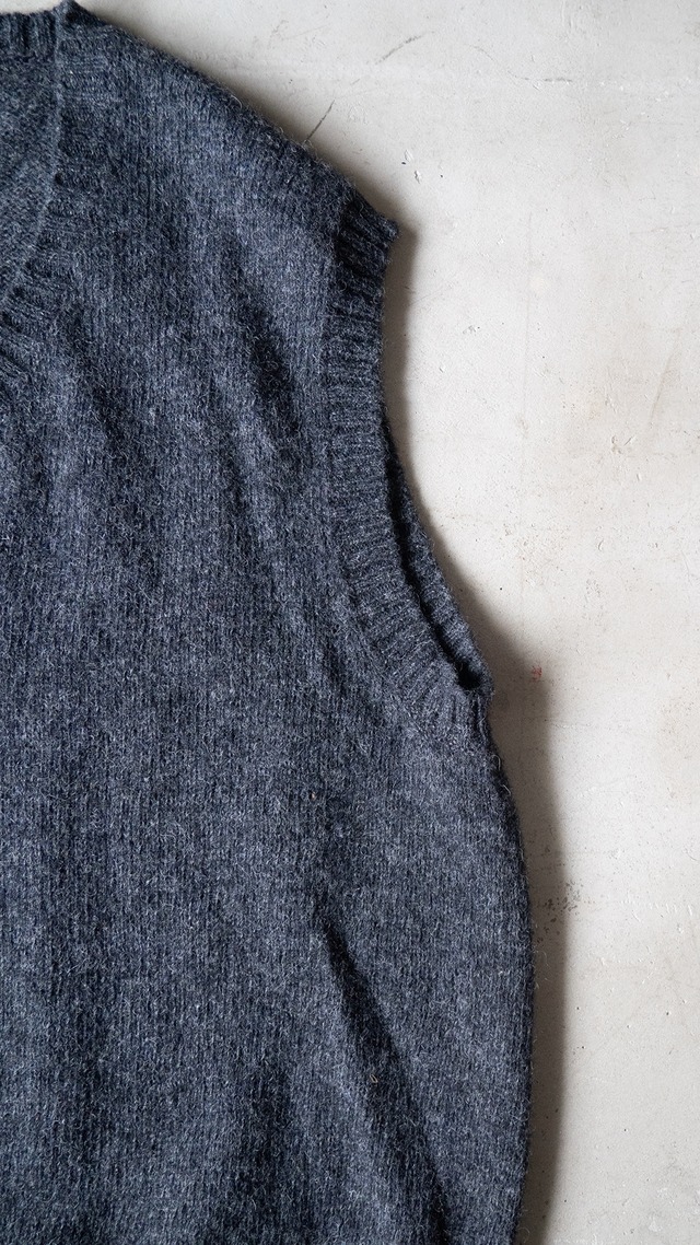 "WICKHAM" 1990s Wool knit vest
