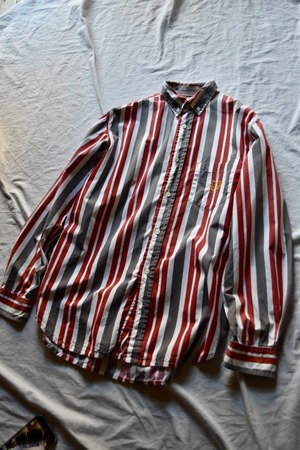 Orange-gray border shirt