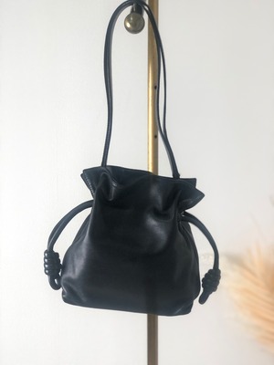 LOEWE ロエベ アナグラム フラメンコノット レザー 巾着 ショルダー