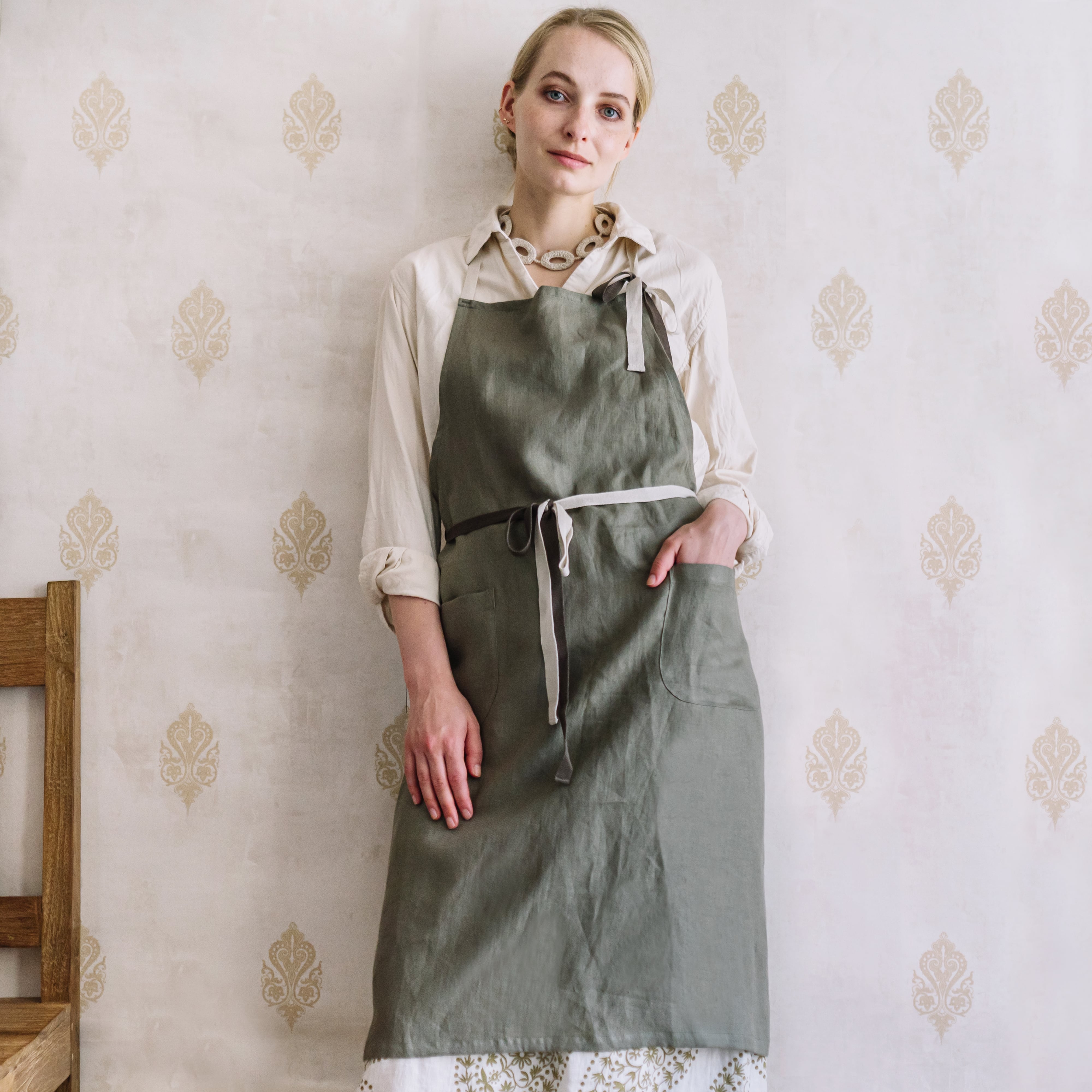 ローズマリーソルト エプロン｜コルトレイクリネン｜首かけエプロン｜ Rosemary salt betises〈べティーズ〉公式オンラインショップ