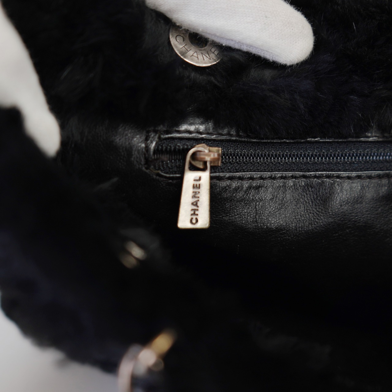 CHANEL シャネル ココマーク ラパン チェーンショルダーバッグ ブラック ゴールド金具 6番台