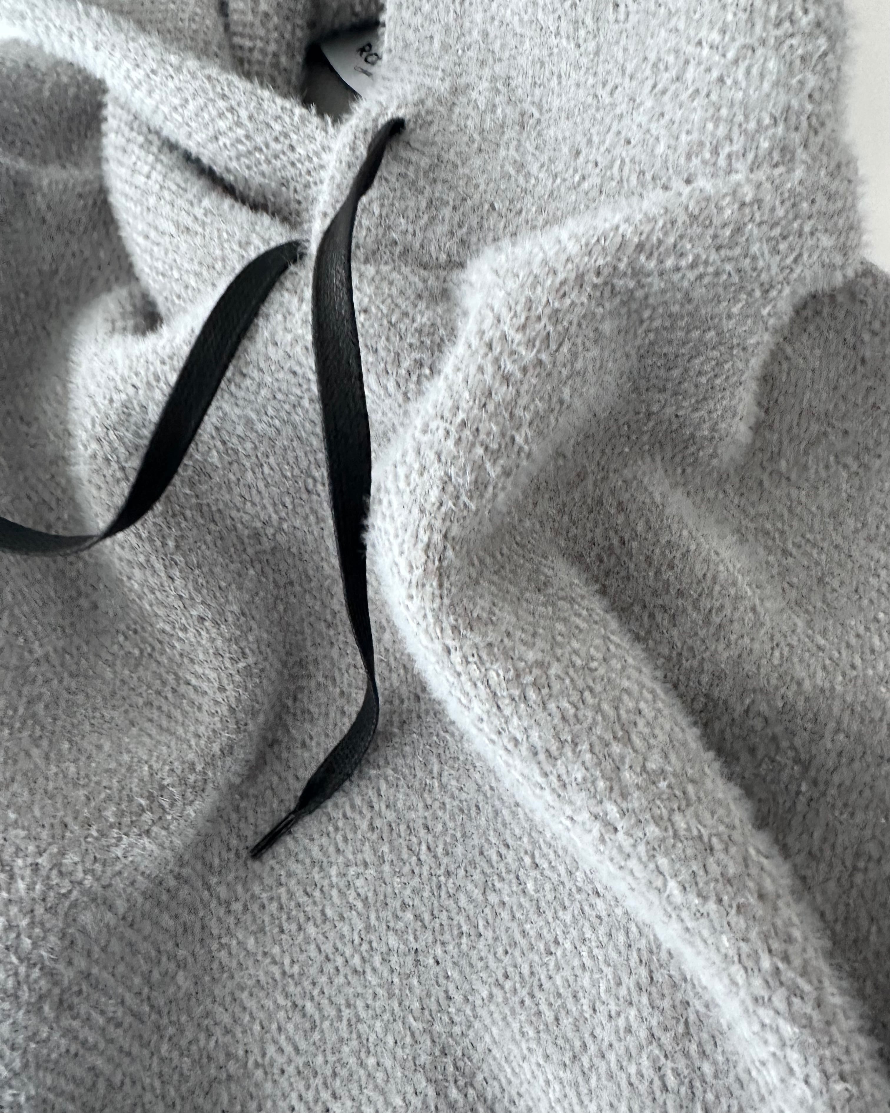 ROLD SKOV TEXTURED KNIT HOODIE | dear closet