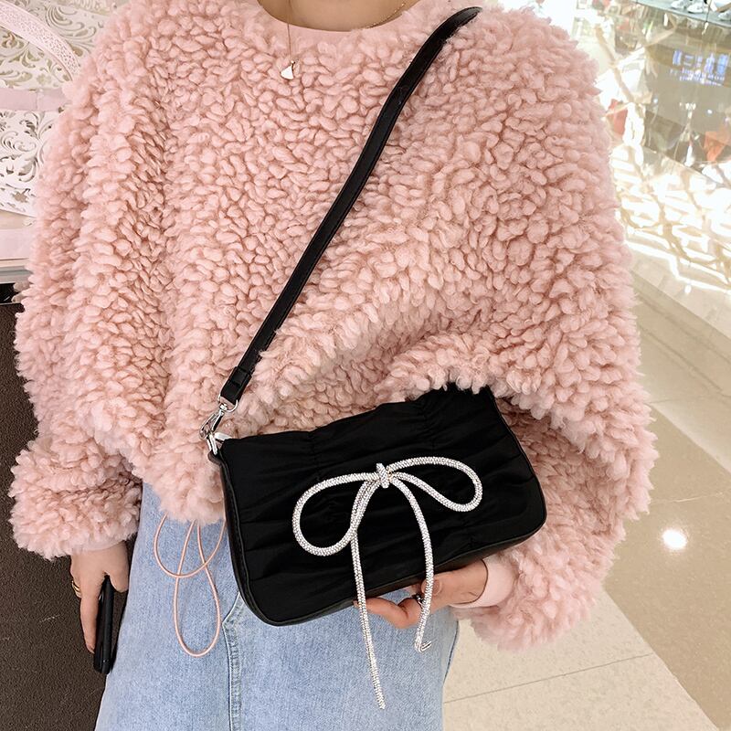 レッド スクウェア メッセンジャーバッグ Tiancai_Wing_Bag94511653388