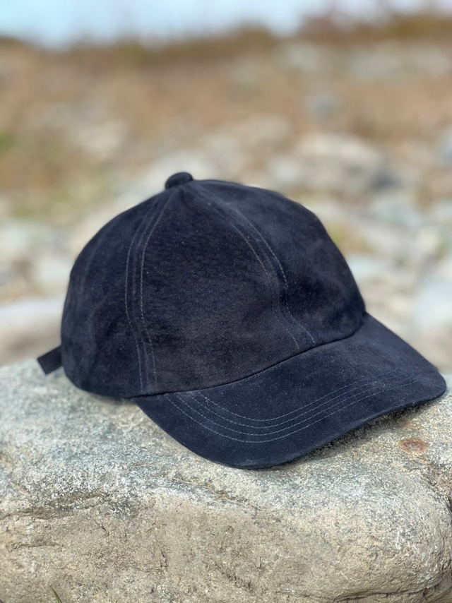 pigsuede 6panelcap black