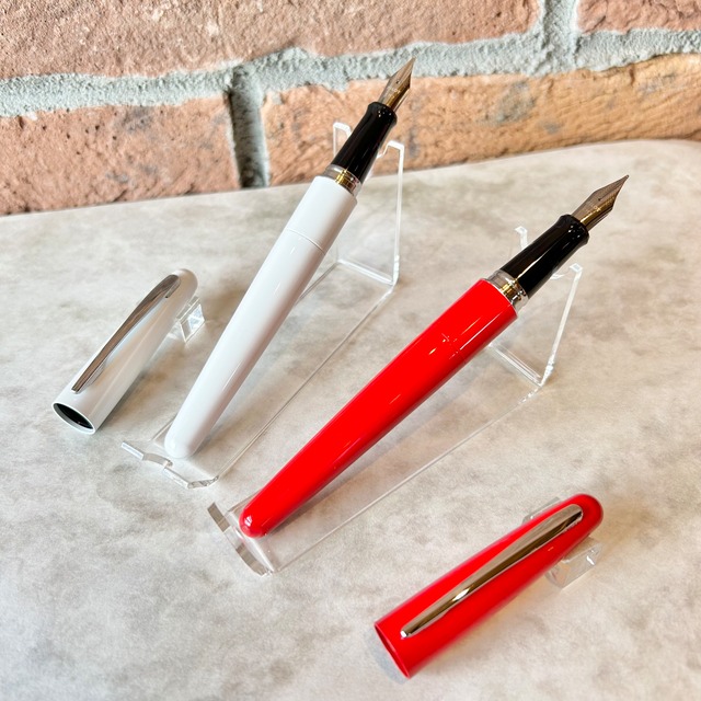 2023年度生産終了品】PILOT カスタム742万年筆 ディープレッド F  