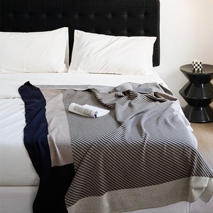 ジオメトリックニットブランケット K0424