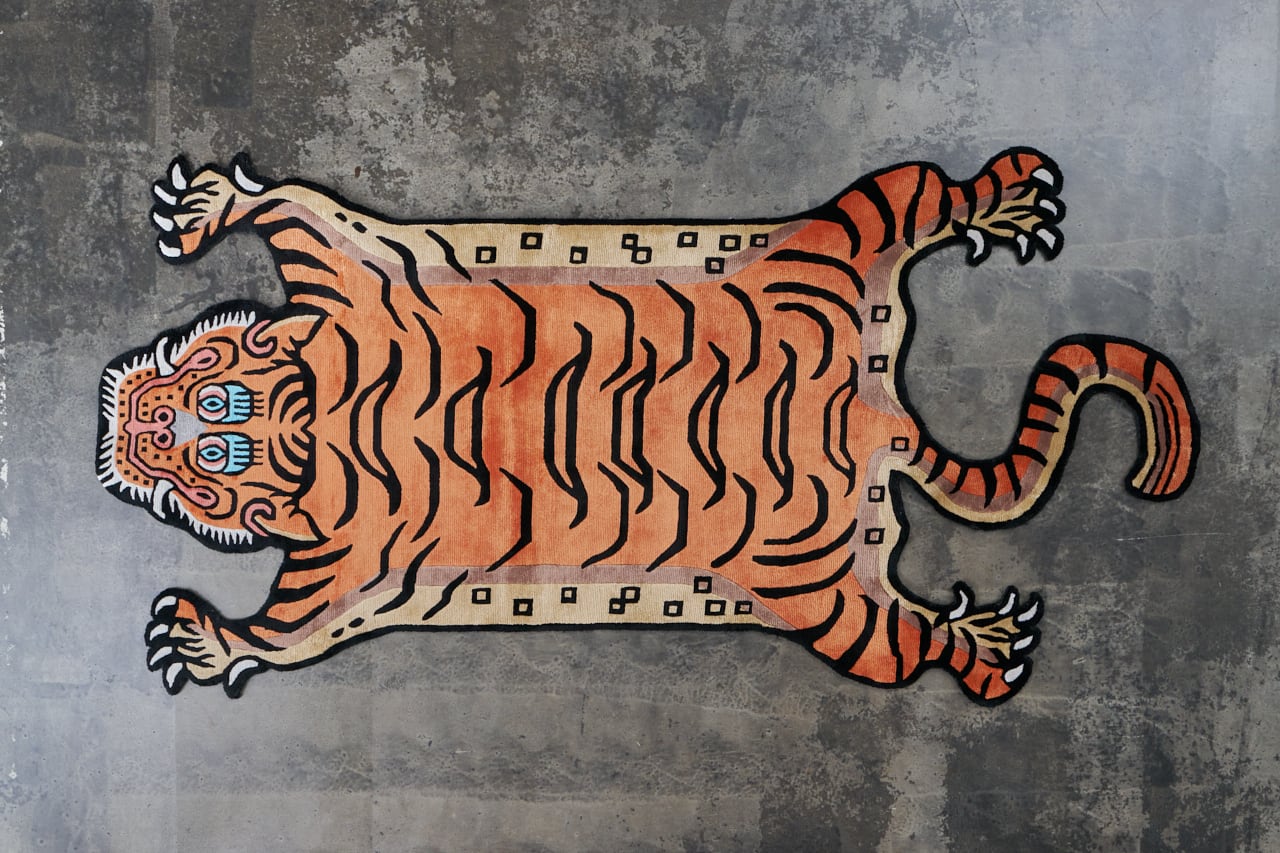 Tibetan Tiger Rug 《Lサイズ•シルク・オリジナル3・トラディショナル