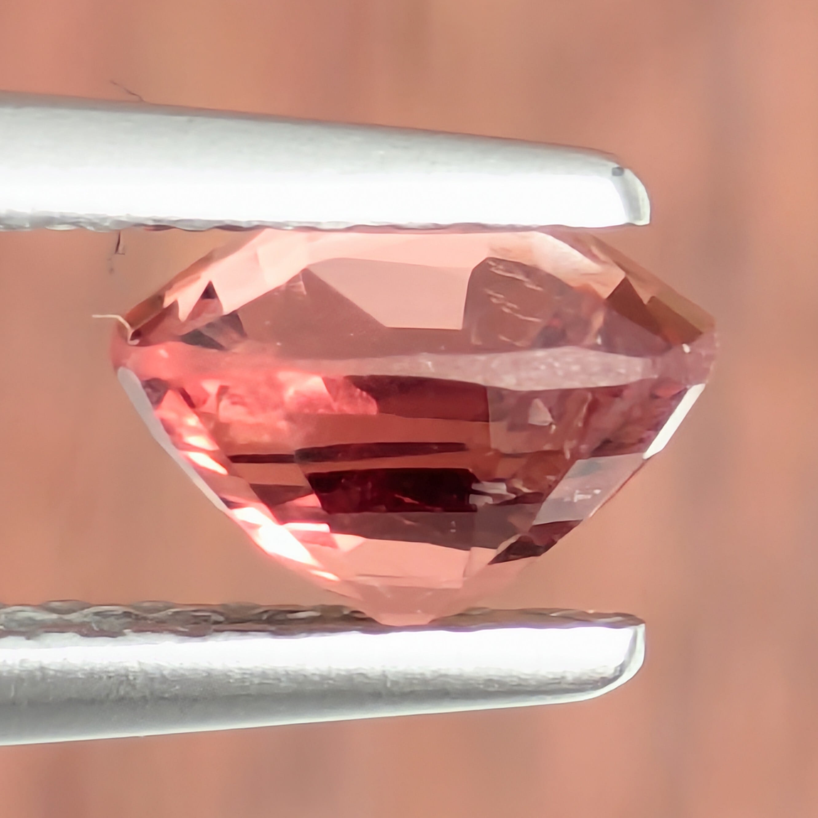 スピネル ルース ミャンマー・モゴック産【0.87ct】 PRO209337 | Gem's
