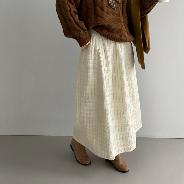 quilted cocoon skirt　J00309