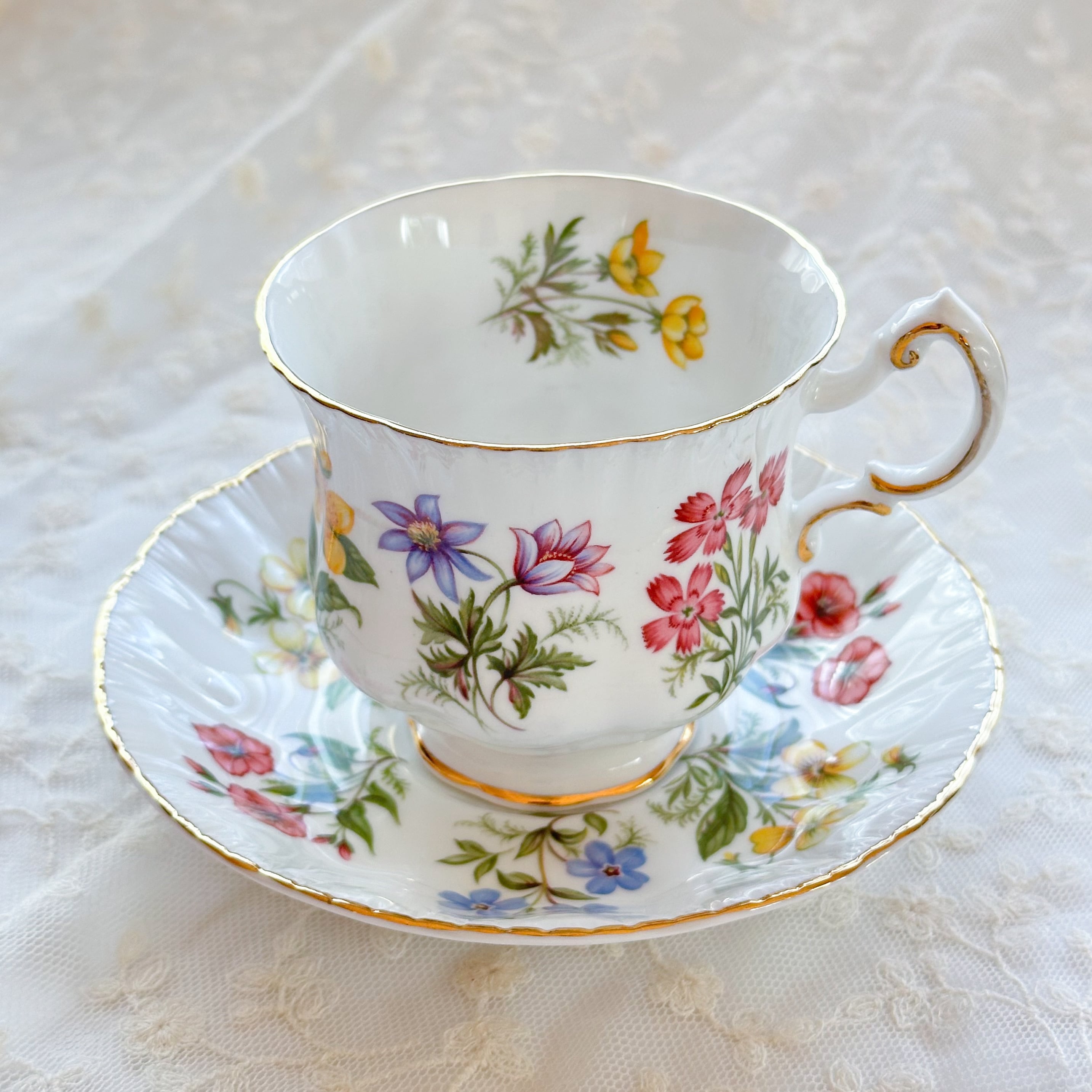 パラゴン　アンティーク　ソーサー2枚 パラゴン アンティーク ソーサー2枚 英国製パラゴンの華やかなカップと