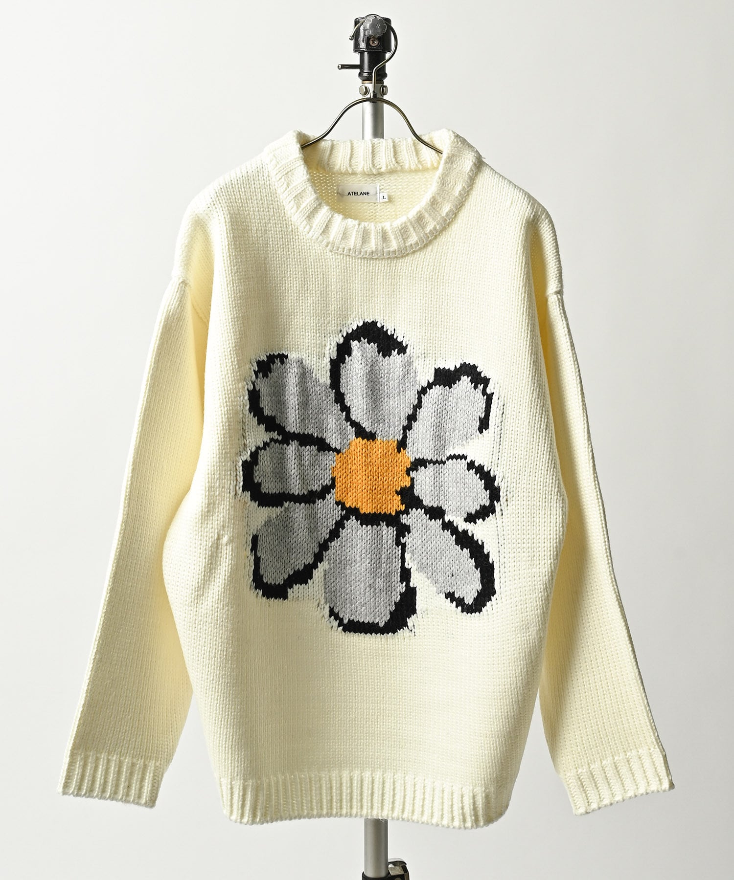 ATELANE 1.5g Low Gauge Knit Crew Neck Flower (OFF) 25A-21000