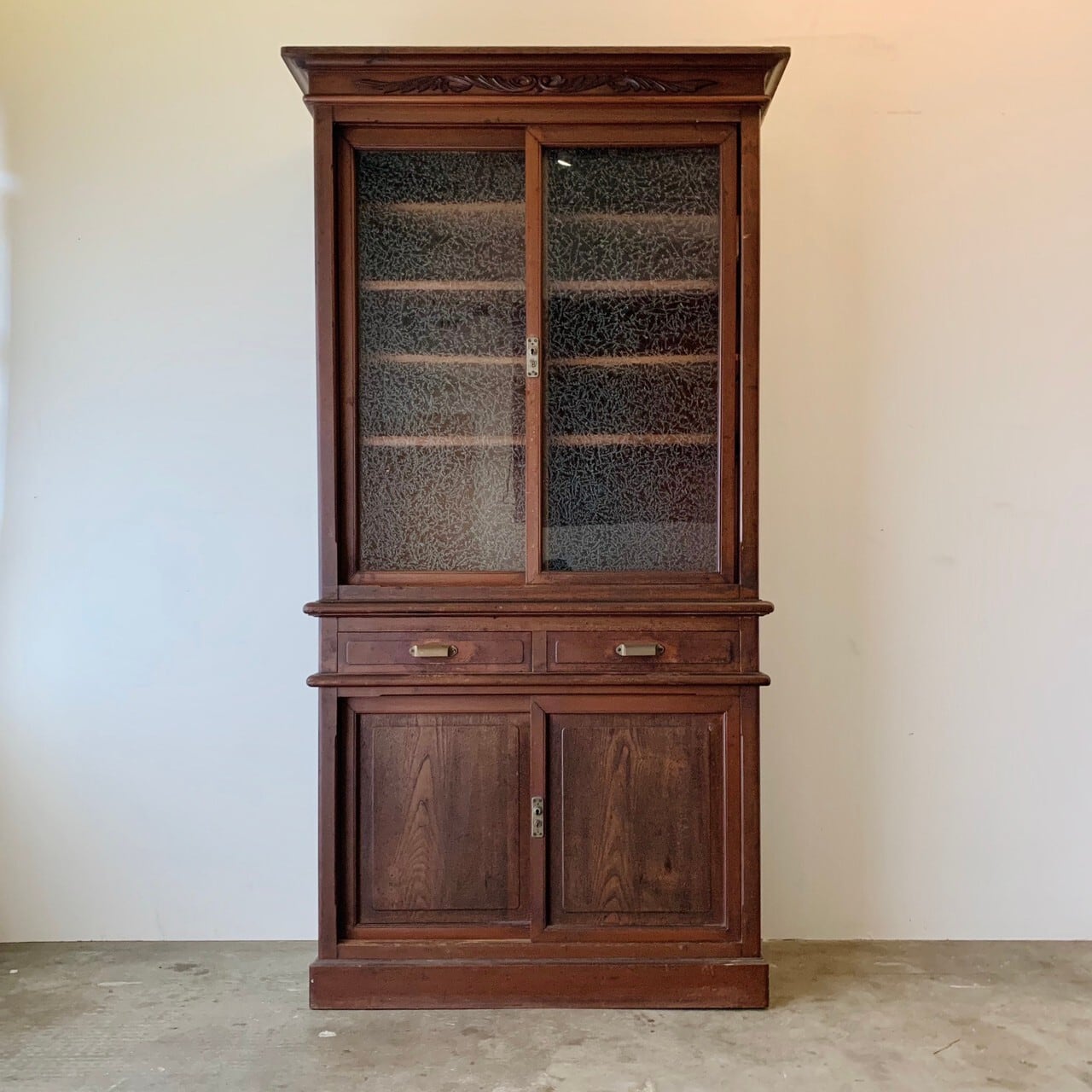 キャビネット　食器棚　水屋　アンティーク家具　0344