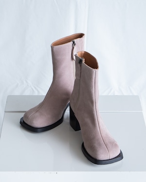 About Arianne - "Otis" suede leather heeled ankle boots