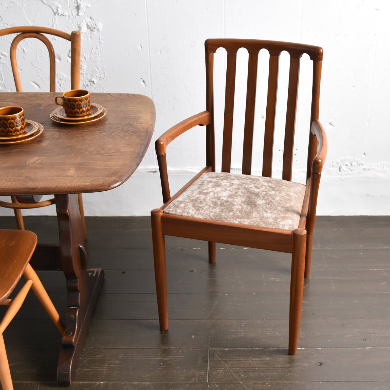 Nathan Dining Arm Chair / ネイサン ダイニング アームチェア