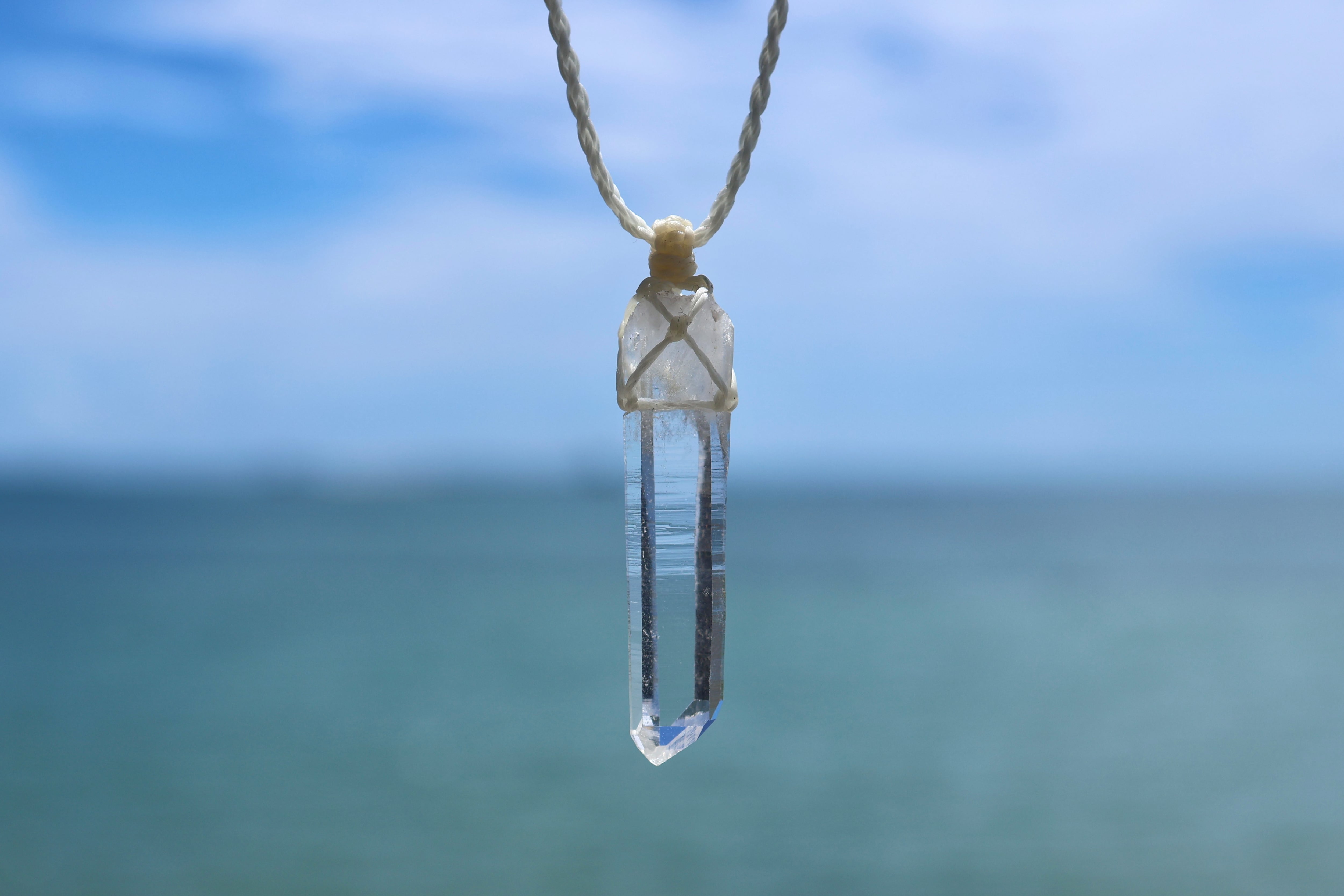 ヒマラヤ水晶ネックレス マカルー産 | 石垣島の夜光貝アクセサリーと