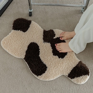 【CARPET】フワフワネコORパピー形不規則カーペット