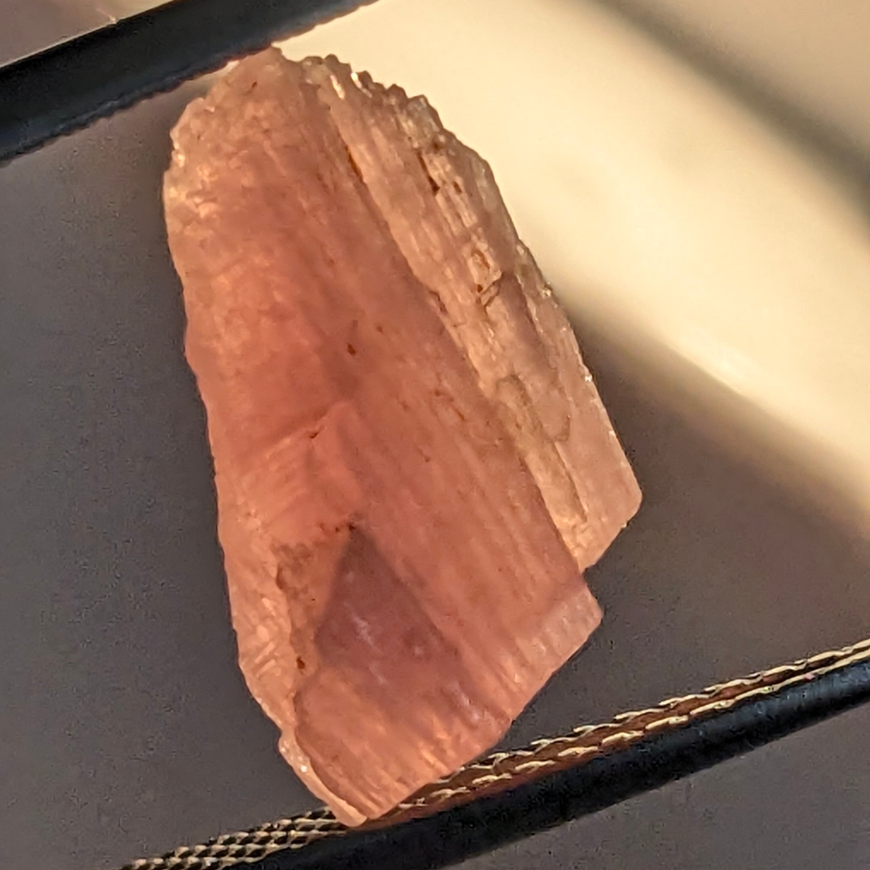 アブデーバイト原石 ミャンマー産【3.32ct】PRO207152 | PAY ID