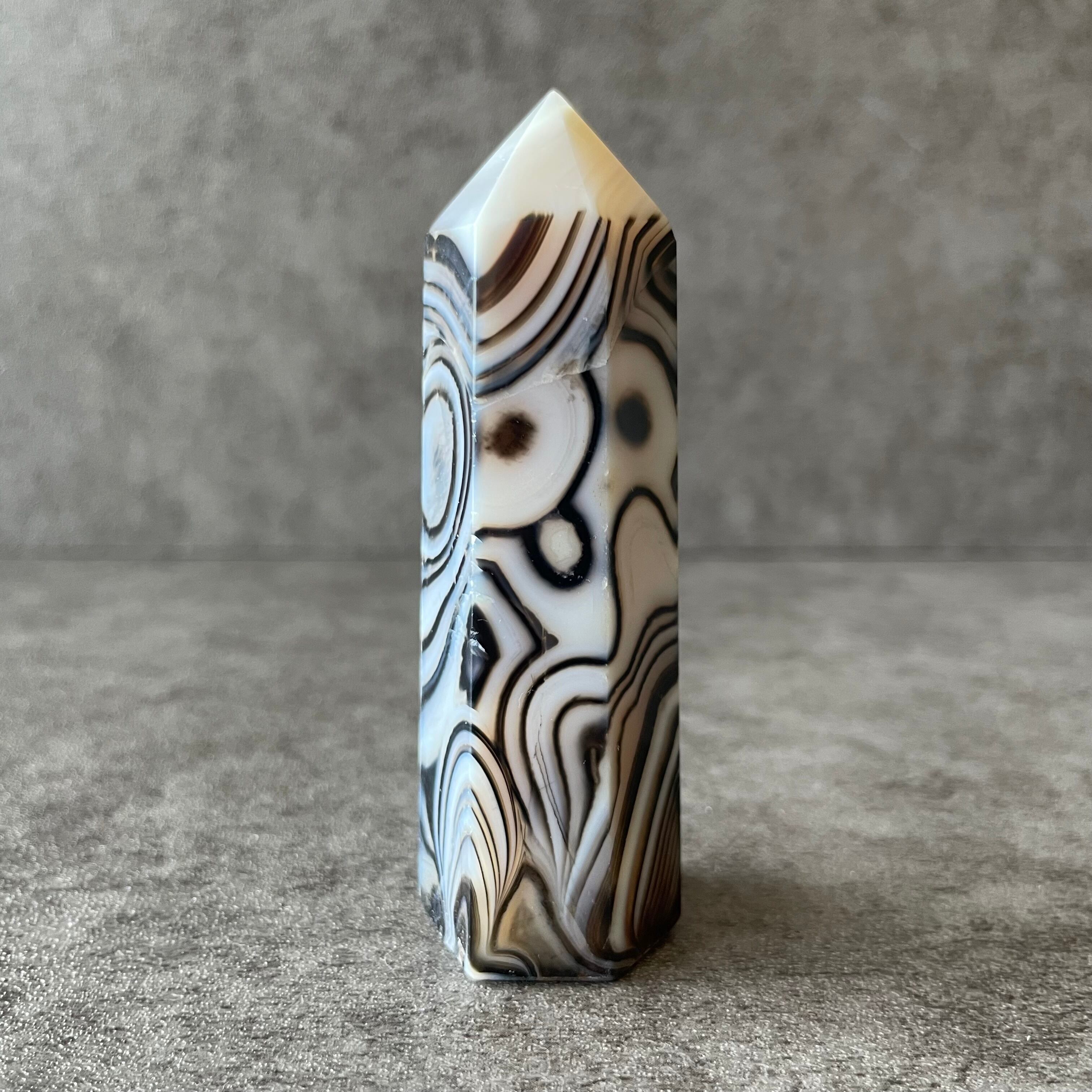Black Sardonyx ブラックサードニクス|tower ポイント タワー①|天然石 パワーストーン 鉱物 gem stone