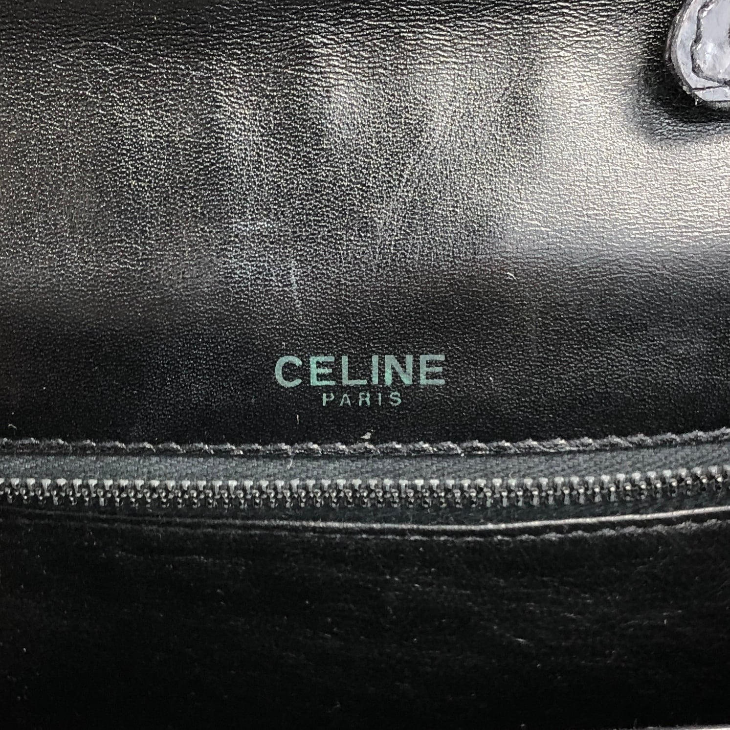 CELINE セリーヌ ショルダーバッグ ブラック トリオンフ クロコ型押し