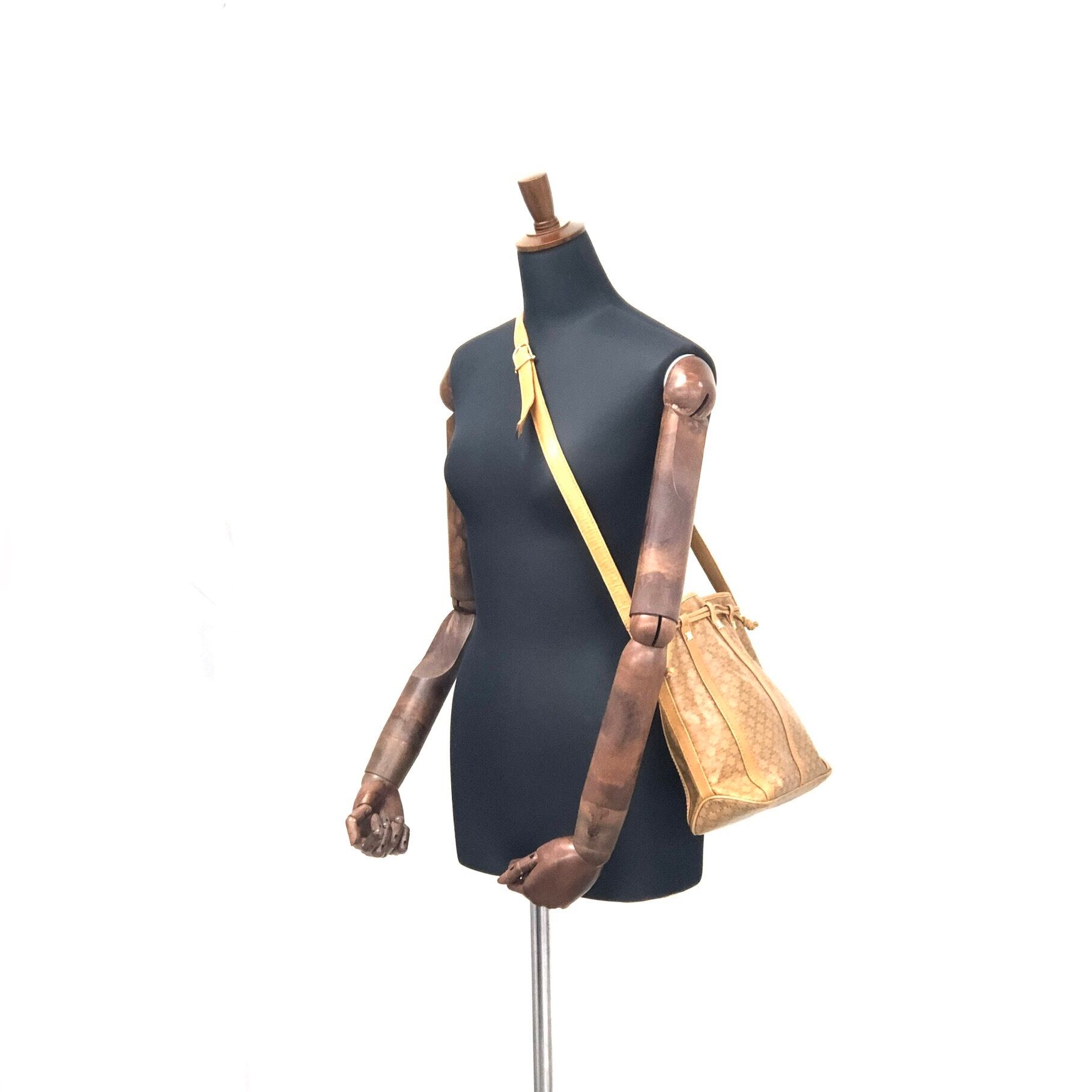 CELINE セリーヌ マカダム ブラゾンスタッズ トリオンフ 巾着 ドロー