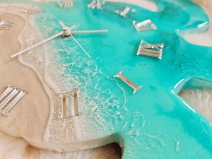 386.オーシャンレジンアート ホヌ時計