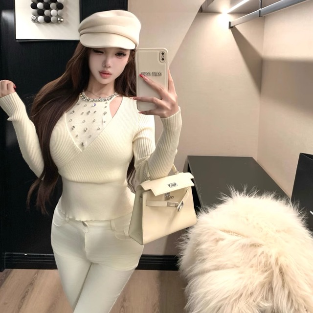 【tops】ラインストーン付きニットトップス Q7614