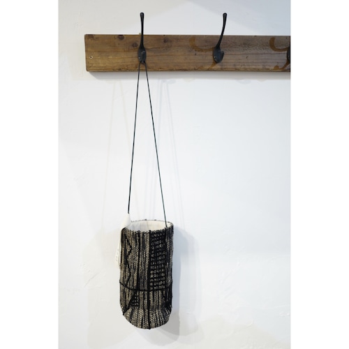 beej ｜woven jute cotton tube bag ladder（black）