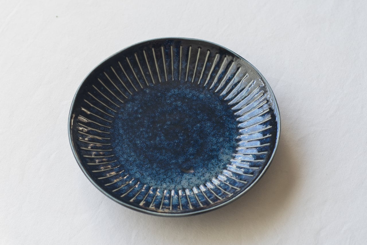 取り皿 水引草 正角取皿 | 上品な取り皿 - 有田焼のまるぶんオンラインストア