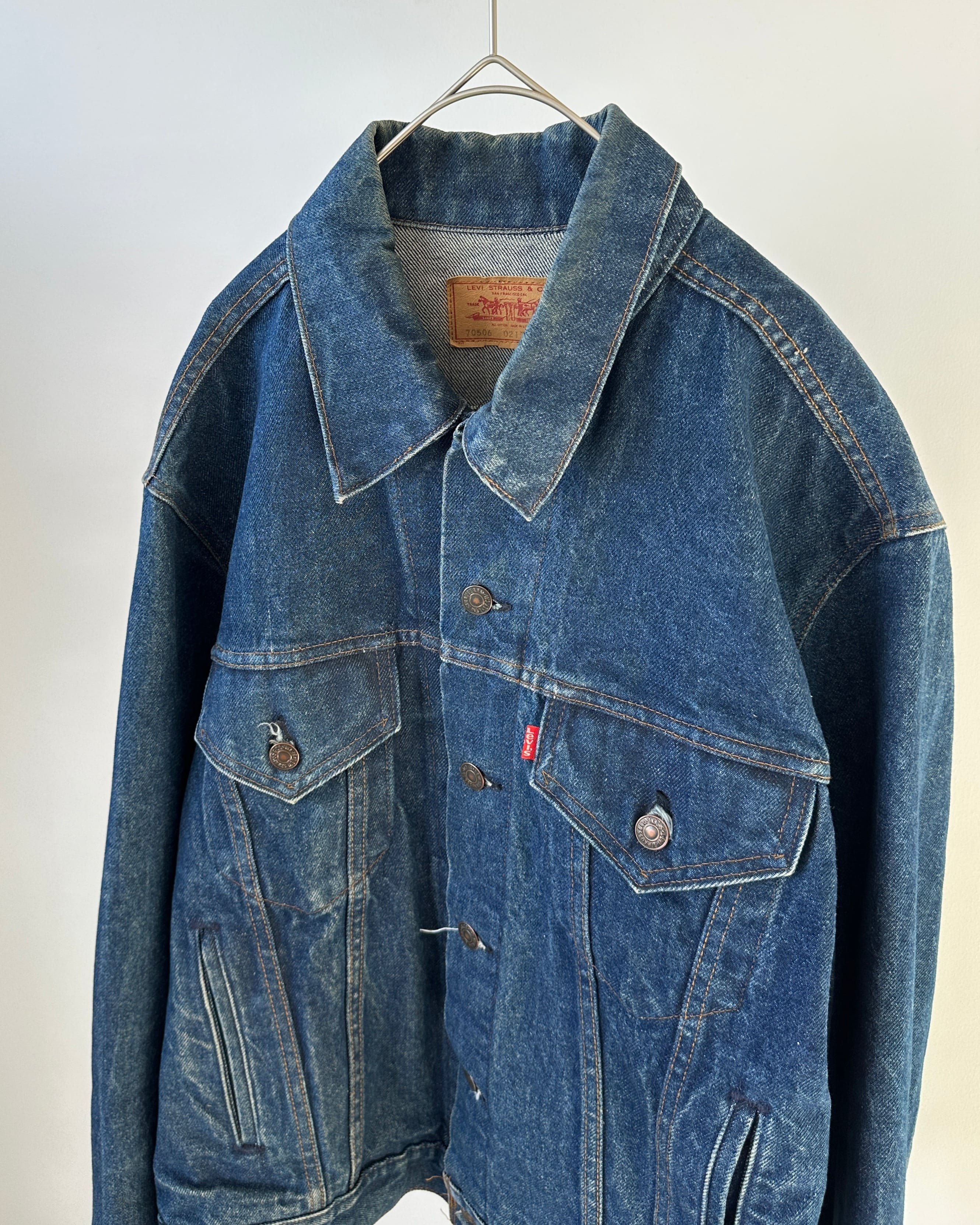 Levi's- Vintage 80s 46 70506-0217 Denim Jacket made in USA